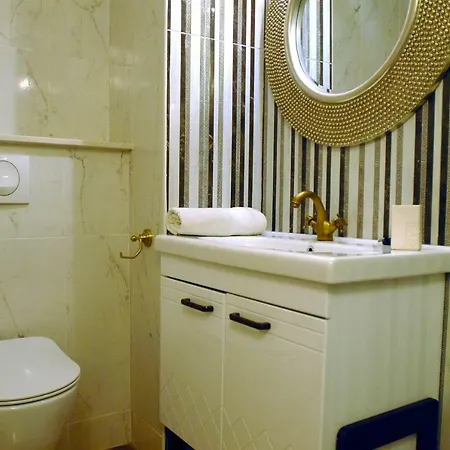 Temple Of Zen Free Parking *