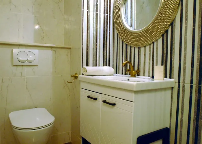 Temple Of Zen Free Parking *