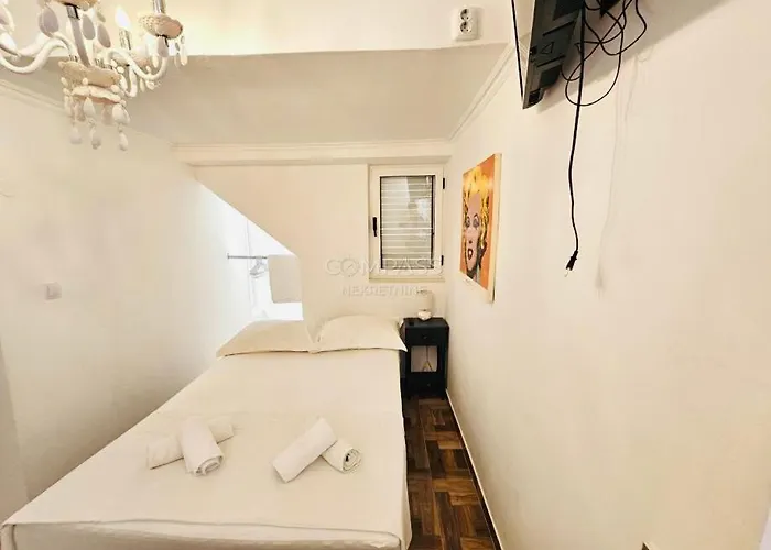 Temple Of Zen Free Parking 公寓